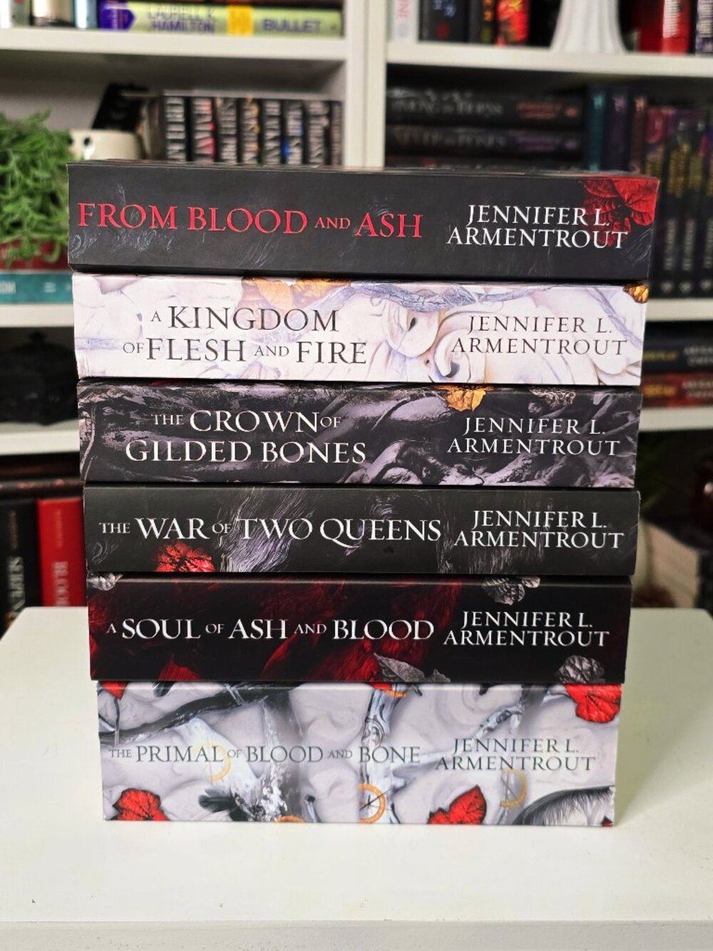 Jennifer L Armentrout - Blood & Ash Series *SPECIAL EDITIONS* (PAPERBACK)